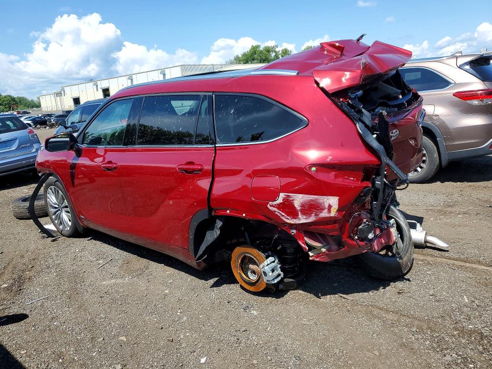 Photo 2 from auction – 2026 TOYOTA HIGHLANDER HYBRID with VIN 5TDEBRCH2TS722593