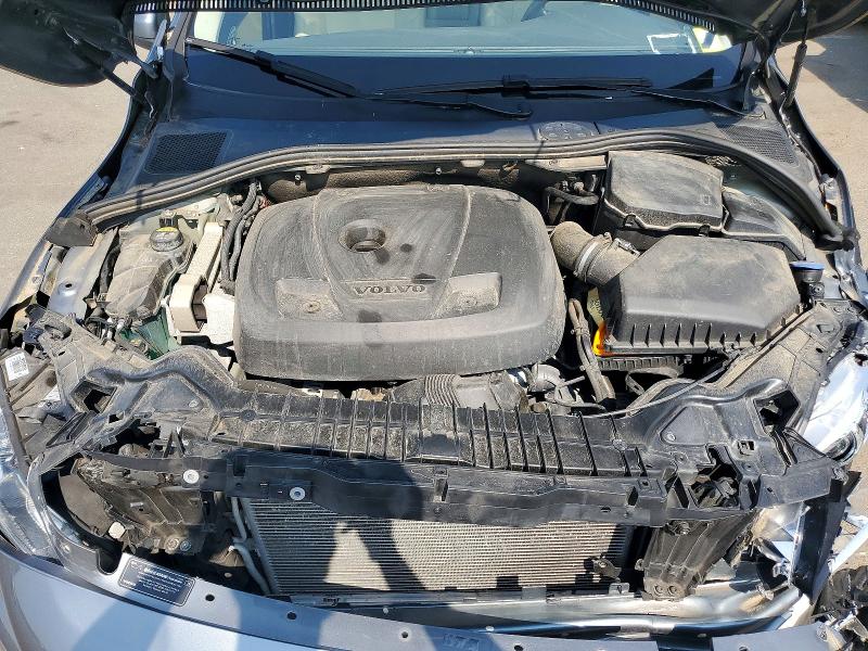 Photo 11 from auction – 2018 VOLVO S60 with VIN YV140MTL0J2462475