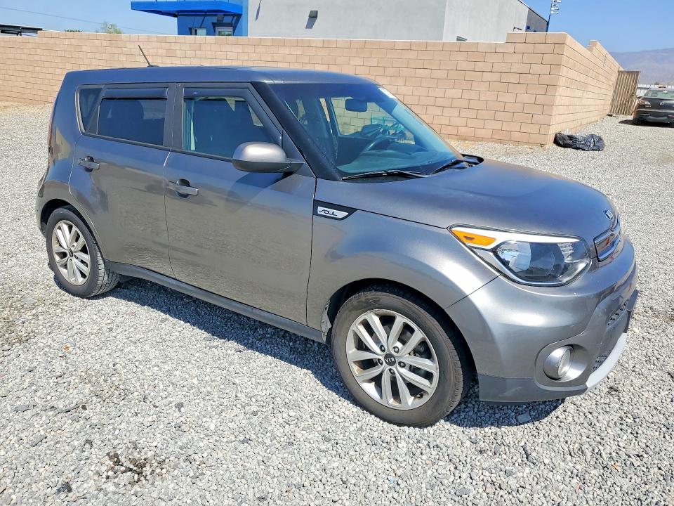 Photo 4 from auction – 2019 KIA SOUL with VIN KNDJP3A58K7000141