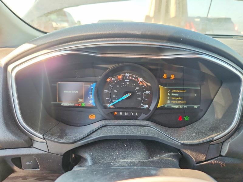 Photo 9 from auction – 2019 FORD FUSION with VIN 3FA6P0LU6KR208431