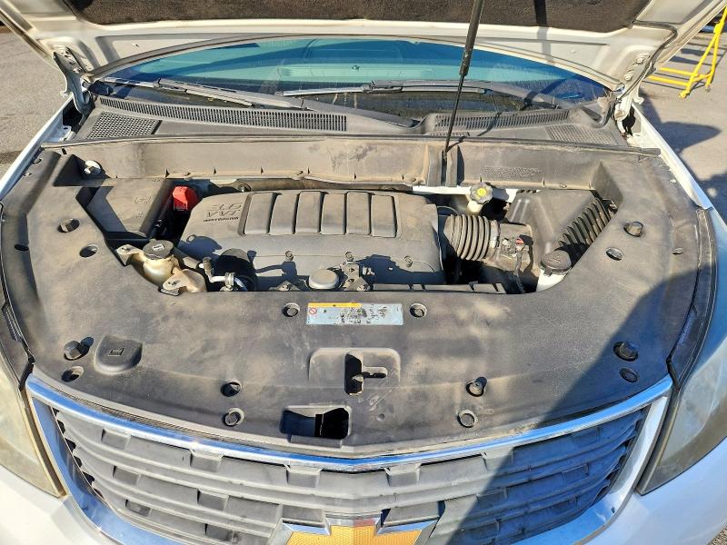 Photo 11 from auction – 2017 CHEVROLET TRAVERSE with VIN 1GNKRFEDXHJ351086