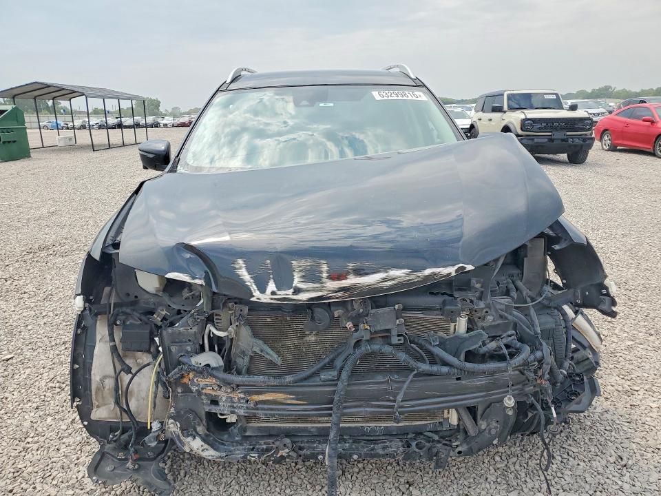 Photo 5 from auction – 2019 NISSAN ROGUE with VIN 5N1AT2MT2KC756079
