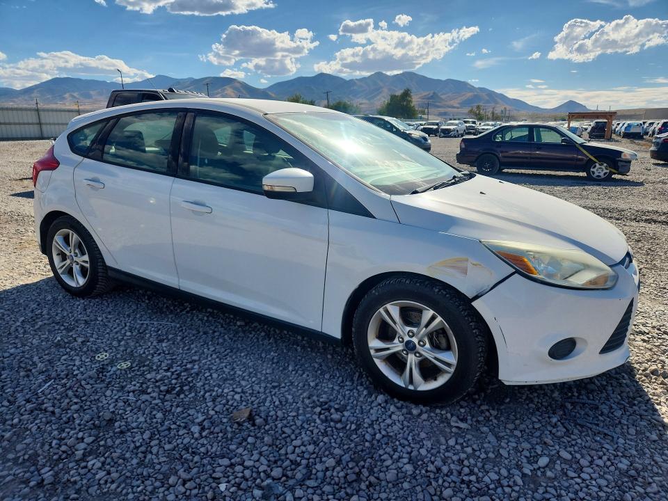 Photo 4 from auction – 2013 FORD FOCUS with VIN 1FADP3K20DL145157