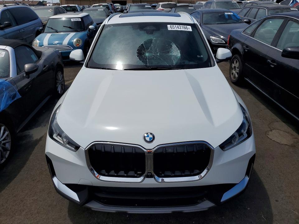 Photo 5 from auction – 2023 BMW X1 with VIN WBX73EF0XP5Y21522