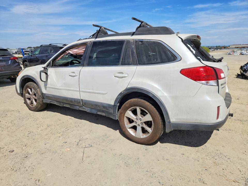 Photo 2 from auction – 2013 SUBARU OUTBACK with VIN 4S4BRBPCXD3224967