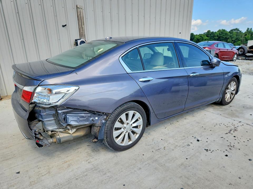 Photo 3 from auction – 2013 HONDA ACCORD with VIN 1HGCR3F87DA015436