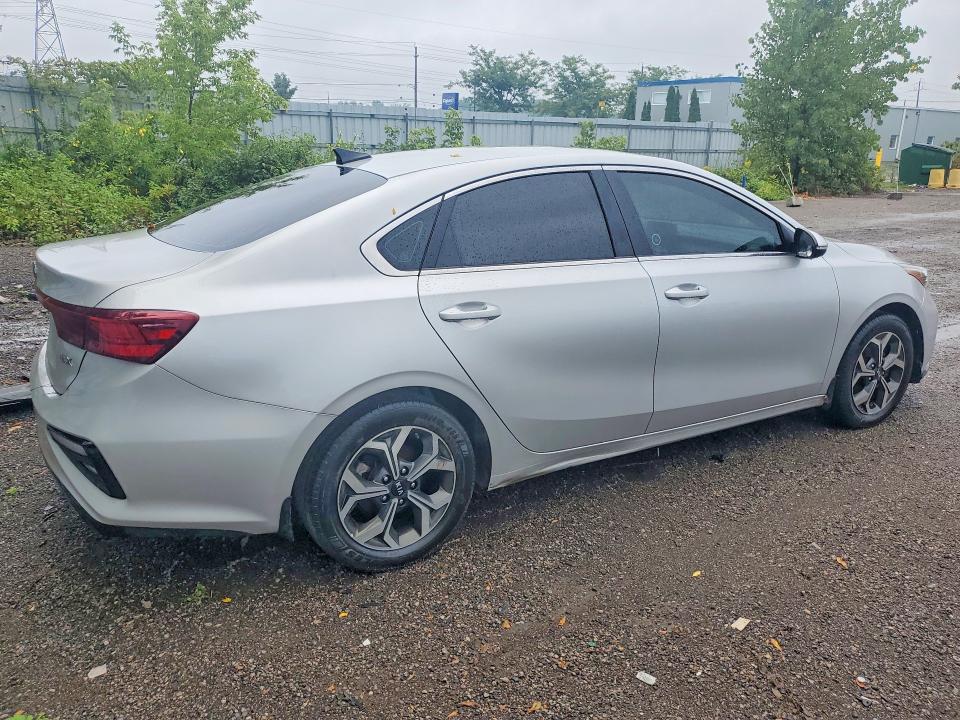 Photo 3 from auction – 2020 KIA FORTE with VIN 3KPF54AD0LE254243