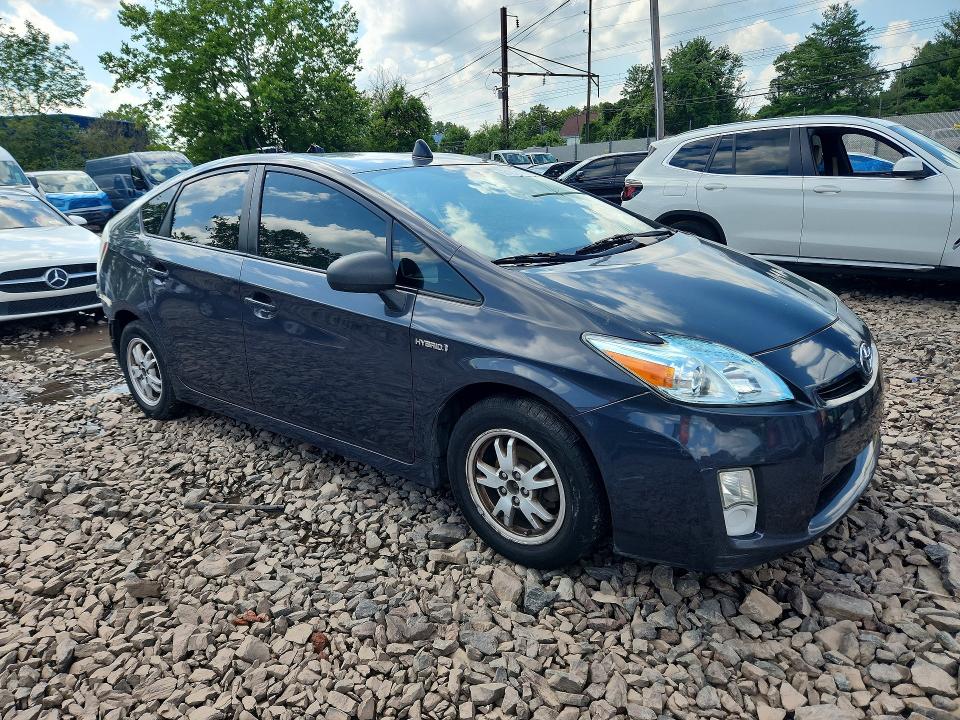 Photo 4 from auction – 2011 TOYOTA PRIUS with VIN JTDKN3DU3B0287264