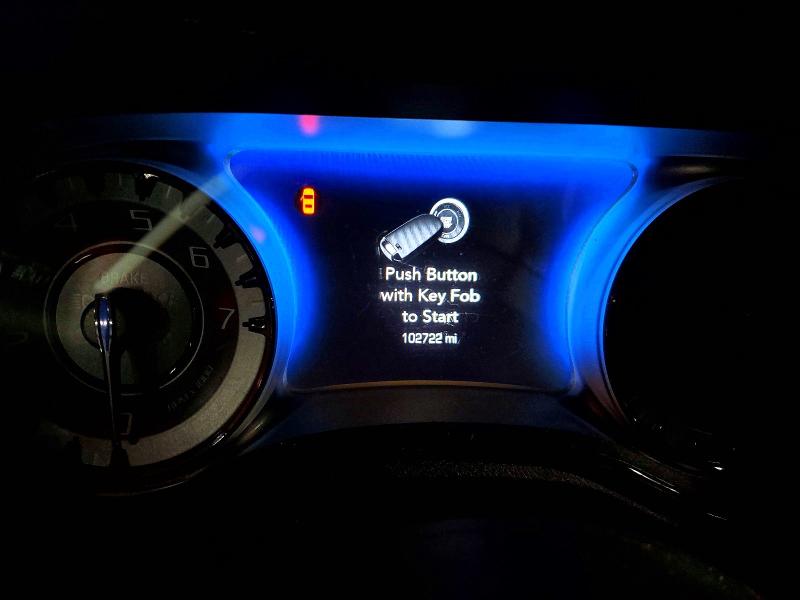 Photo 9 from auction – 2018 CHRYSLER 300 with VIN 2C3CCAGG5JH292310