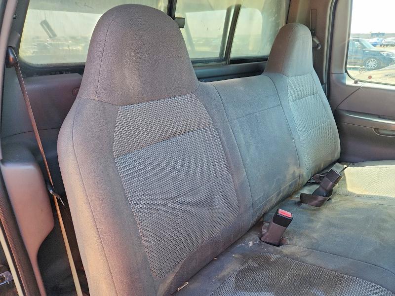 Photo 10 from auction – 2001 FORD F150 with VIN 1FTZF17221NA76004