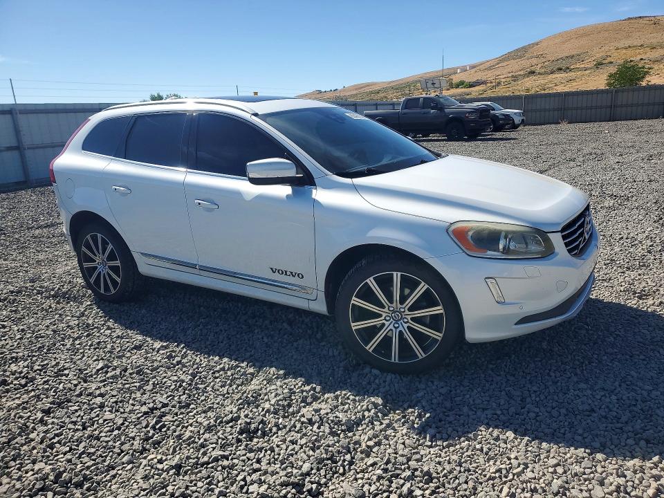 Photo 4 from auction – 2017 VOLVO XC60 with VIN YV449MRU6H2110617