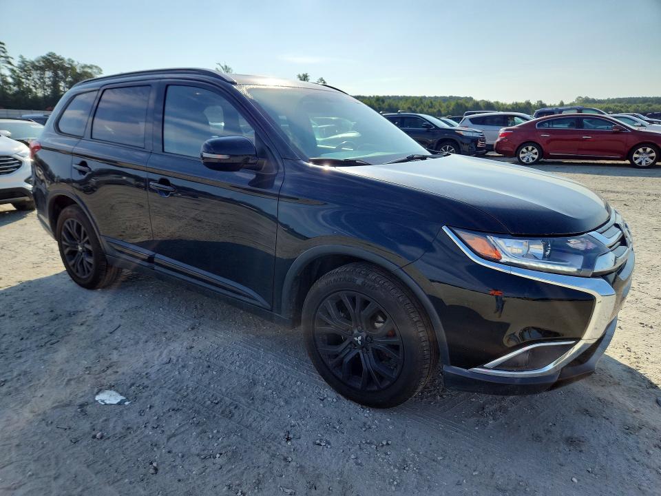 Photo 4 from auction – 2018 MITSUBISHI OUTLANDER with VIN JA4AZ3A31JZ043693