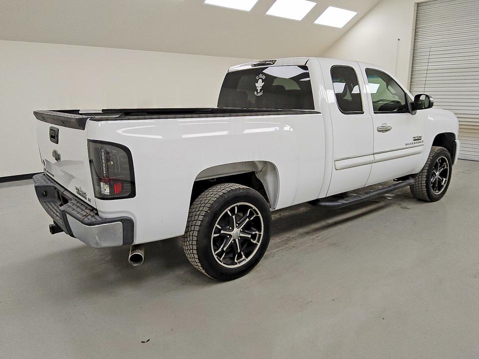 Photo 3 from auction – 2009 CHEVROLET SILVERADO with VIN 2GCEC29J391105346