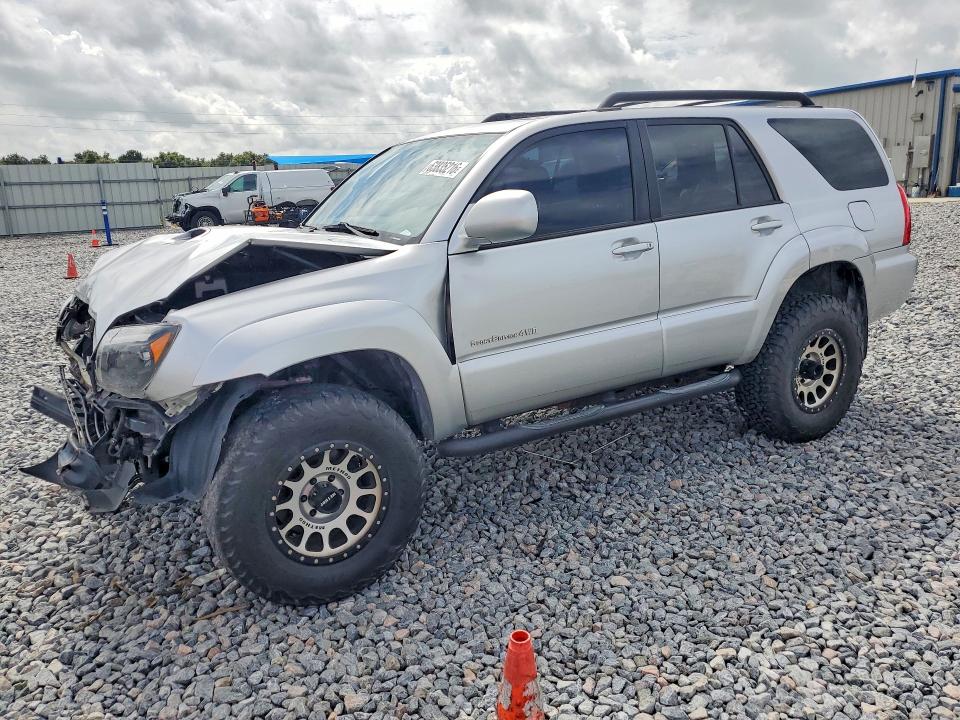TOYOTA 4RUNNER 2007 with VIN JTEBT14RX78041077 - Photo from auction