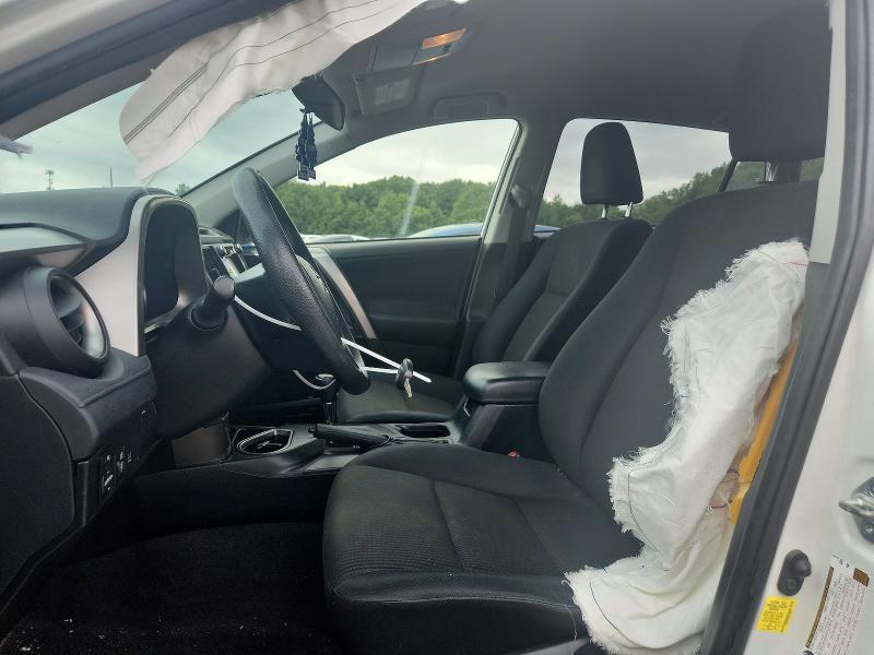 Photo 7 from auction – 2018 TOYOTA RAV4 with VIN JTMBFREV6JJ228547