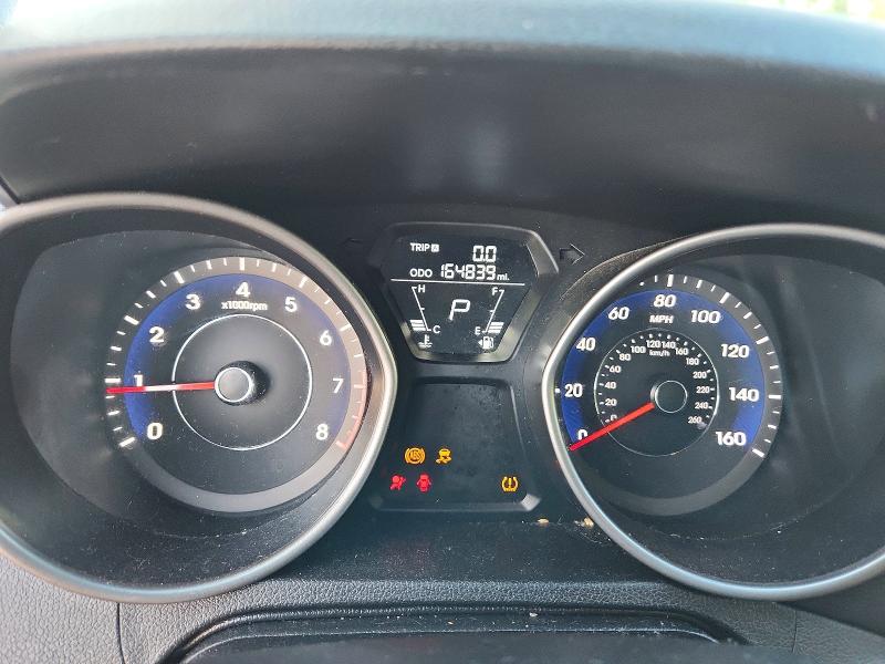 Photo 9 from auction – 2012 HYUNDAI ELANTRA with VIN 5NPDH4AE5CH081886