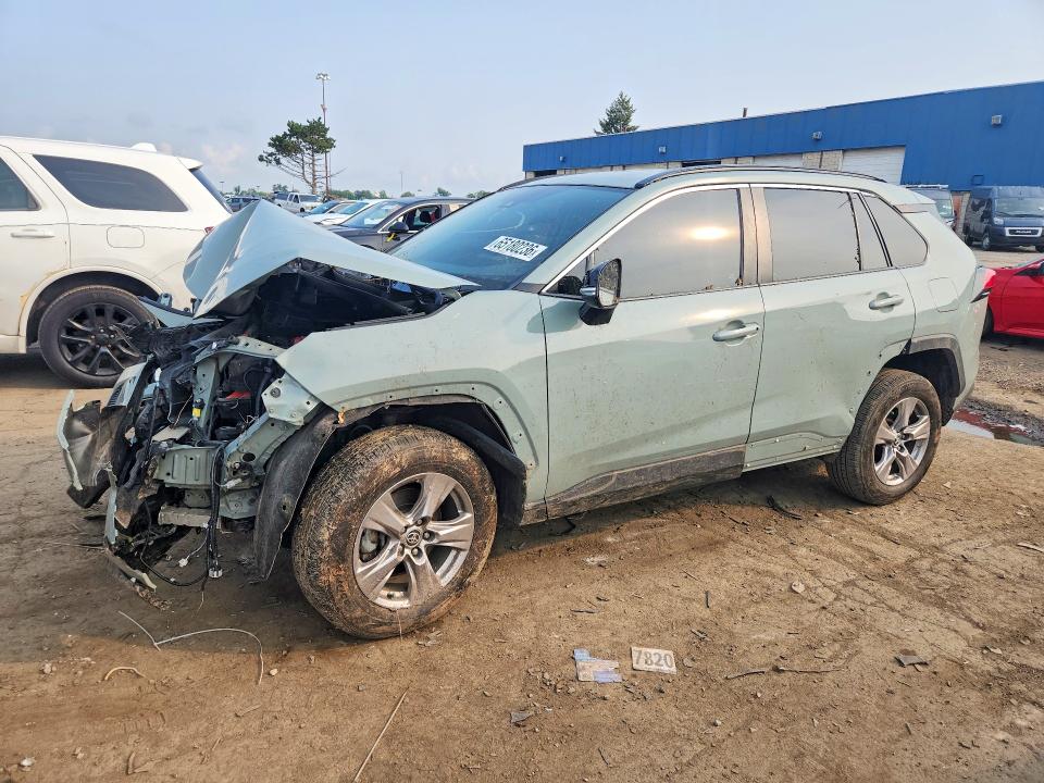 TOYOTA RAV4 2023 with VIN 2T3W1RFV8PW281582 - Photo from auction