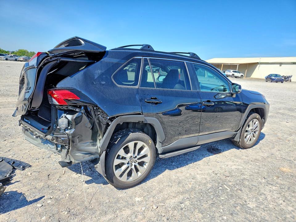 Снимка 3 от търг – 2025 TOYOTA RAV4 с VIN 2T3A1RFV0SW525793