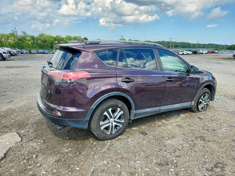Photo 3 from auction – 2017 TOYOTA RAV4 with VIN 2T3BFREV6HW614624