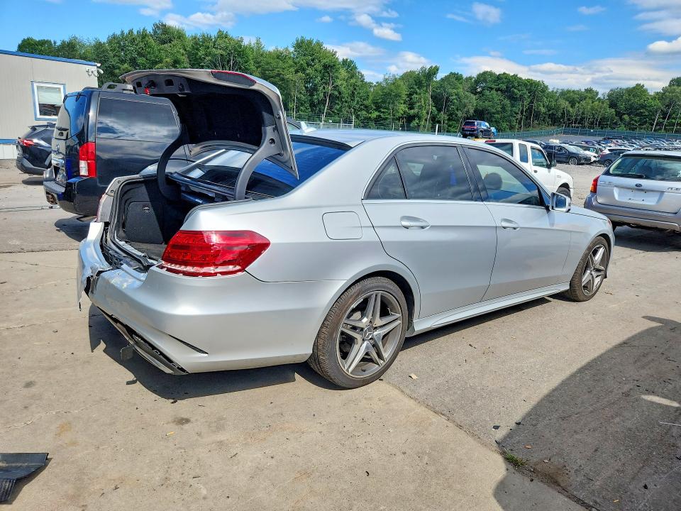 Фото 3 с аукциона – 2014 MERCEDES-BENZ E с VIN WDDHF8JB1EB055073