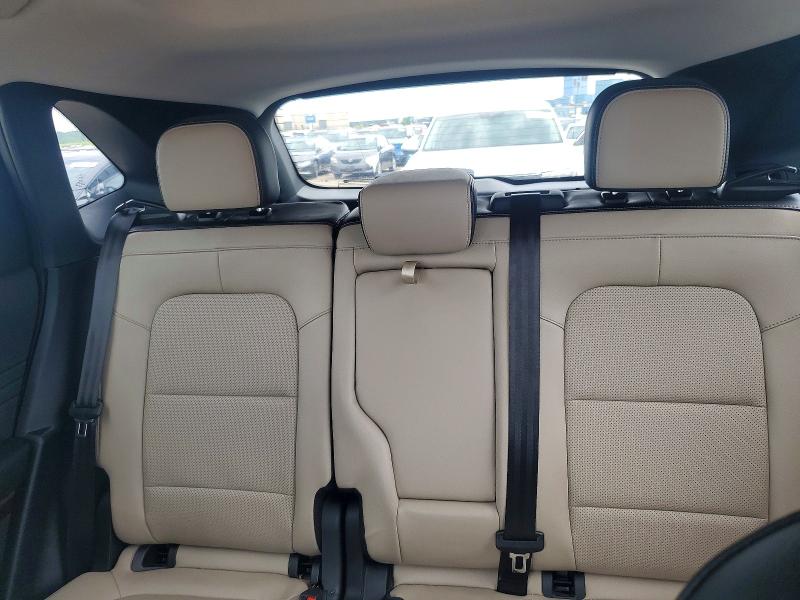 Photo 10 from auction – 2022 FORD ESCAPE with VIN 1FMCU9J92NUB63277