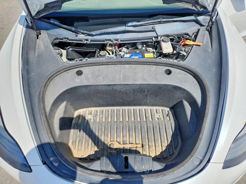 Photo 11 from auction – 2021 TESLA MODEL 3 with VIN 5YJ3E1EA0MF093194