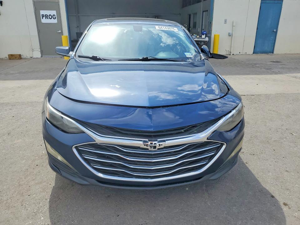 Photo 5 from auction – 2020 CHEVROLET MALIBU with VIN 1G1ZD5ST2LF068570