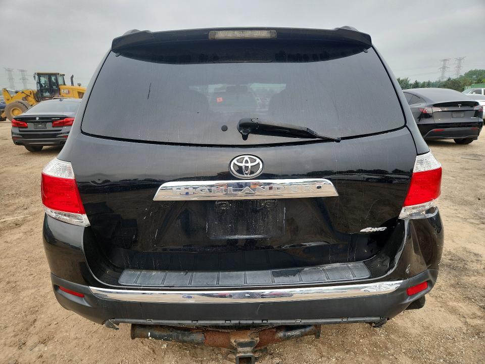 Photo 6 from auction – 2012 TOYOTA HIGHLANDER with VIN 5TDDK3EH6CS136677