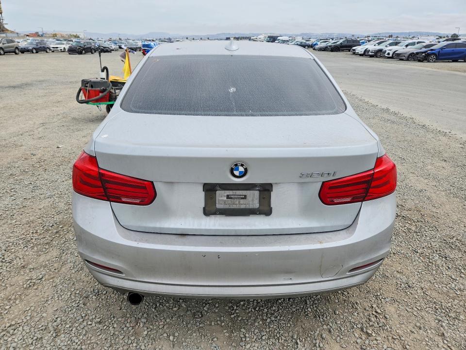 Фото 6 с аукциона – 2016 BMW 320 с VIN WBA8A9C53GK618842