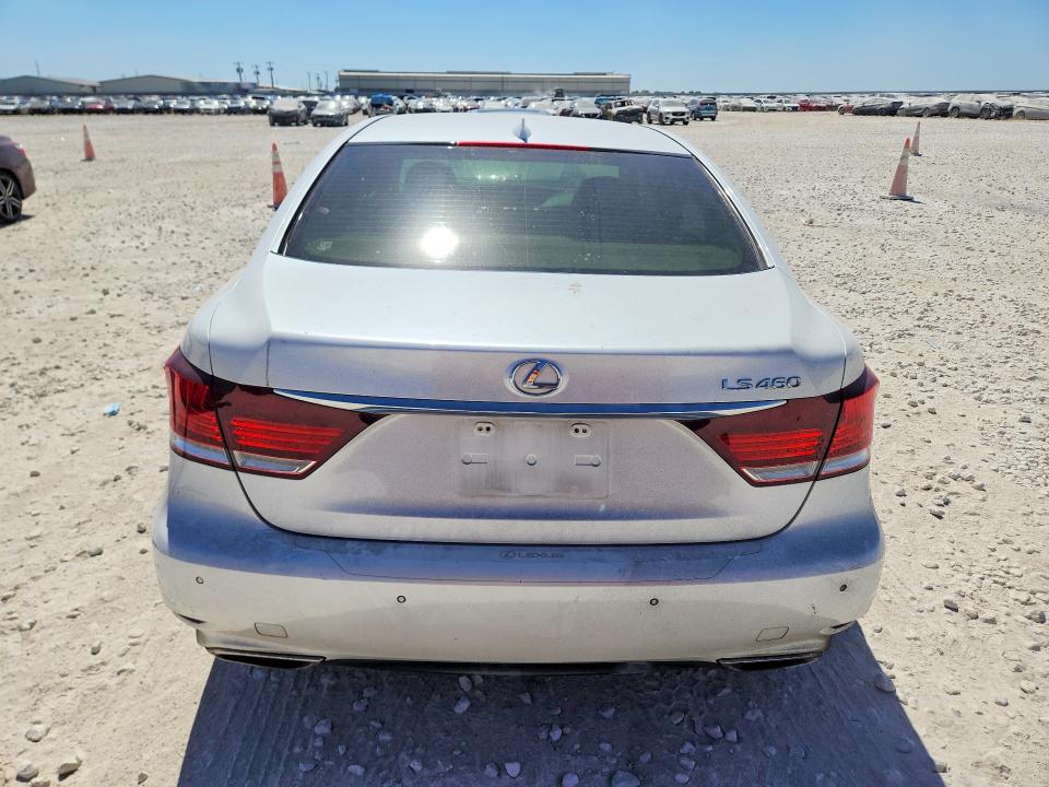 Zdjęcie 6 z aukcji – 2014 LEXUS LS z VIN JTHBL5EF2E5130087