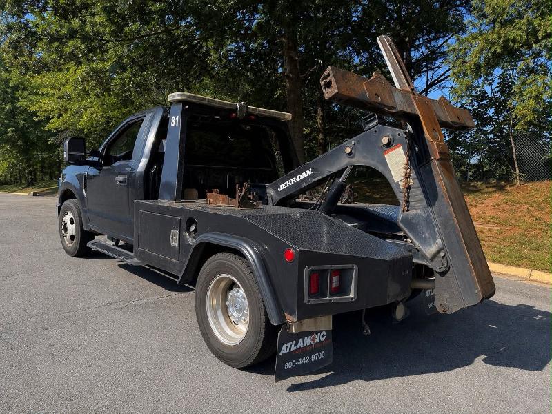 Photo 3 from auction – 2019 FORD F350 SUPER with VIN 1FDRF3G63KEE41950