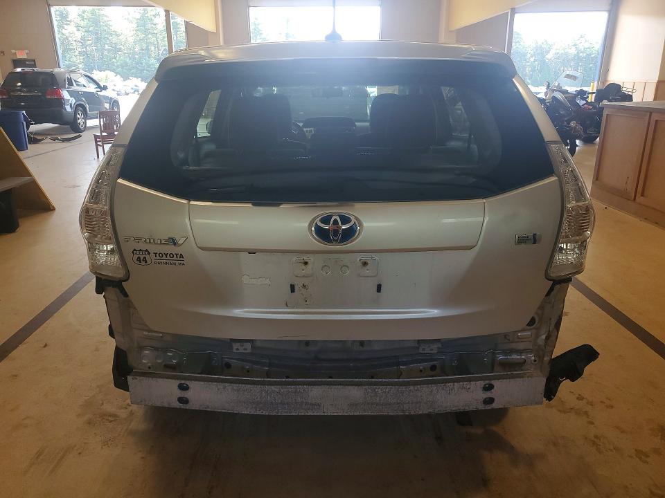 Photo 6 from auction – 2012 TOYOTA PRIUS V with VIN JTDZN3EU7C3037099