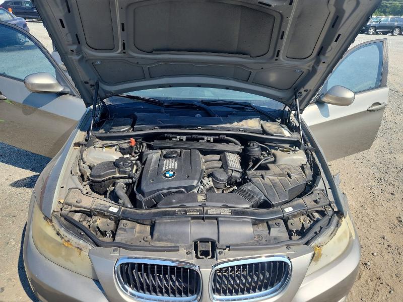 Photo 11 from auction – 2011 BMW 328 with VIN WBAPH5C54BA446691