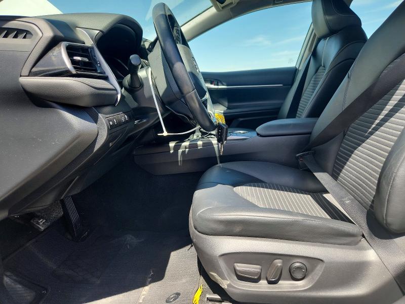Photo 7 from auction – 2022 TOYOTA CAMRY with VIN 4T1G11AK3NU052896