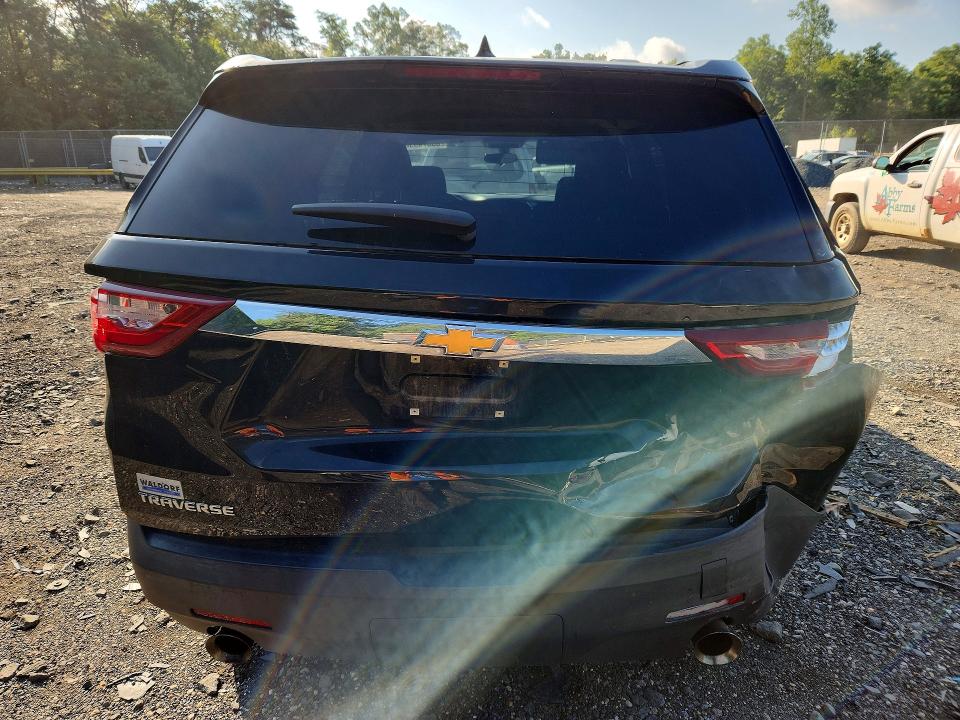 Photo 6 from auction – 2018 CHEVROLET TRAVERSE with VIN 1GNERFKW3JJ106087