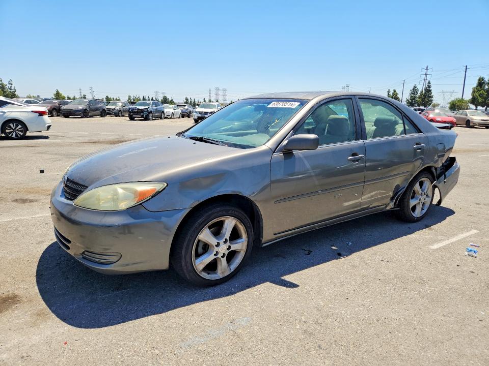 TOYOTA CAMRY 2004 with VIN 4T1BE32K44U927815 - Photo from auction