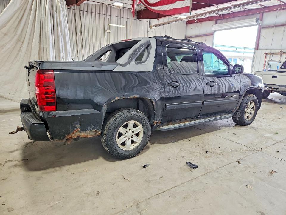 Photo 3 from auction – 2012 CHEVROLET AVALANCHE with VIN 3GNTKFE75CG159295