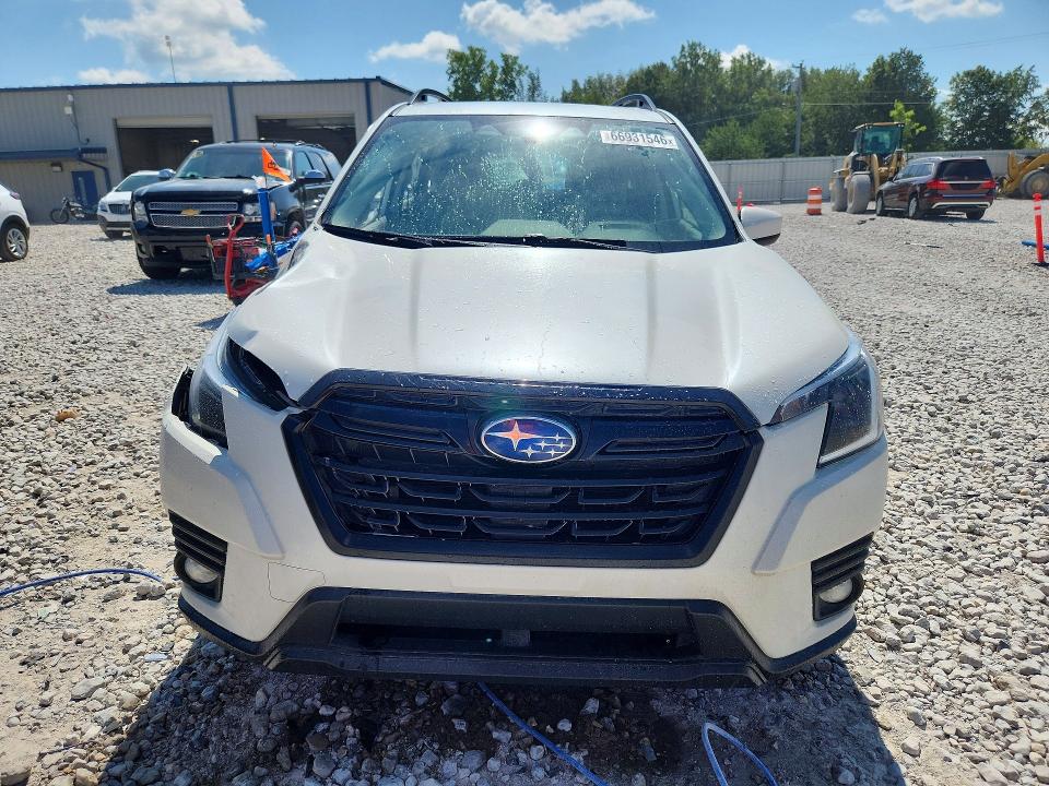 Снимка 5 от търг – 2022 SUBARU FORESTER с VIN JF2SKAEC5NH404479