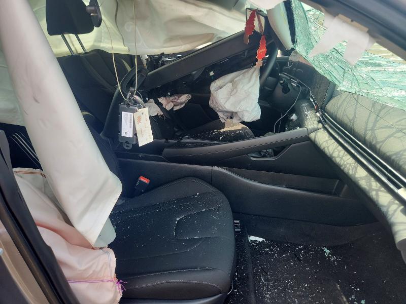 Снимка 7 от търг – 2025 HYUNDAI ELANTRA с VIN KMHLS4DG0SU950582