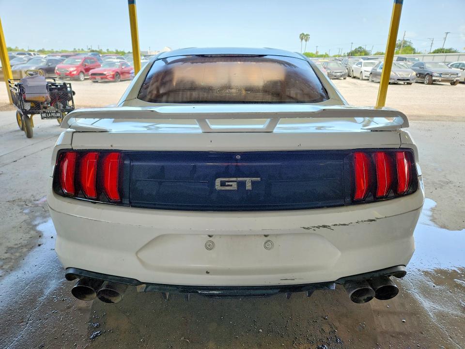 Photo 6 from auction – 2018 FORD MUSTANG with VIN 1FA6P8CF3J5128862