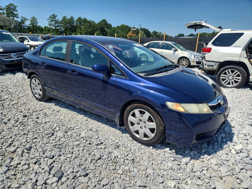Photo 4 from auction – 2010 HONDA CIVIC with VIN 19XFA1F55AE026568