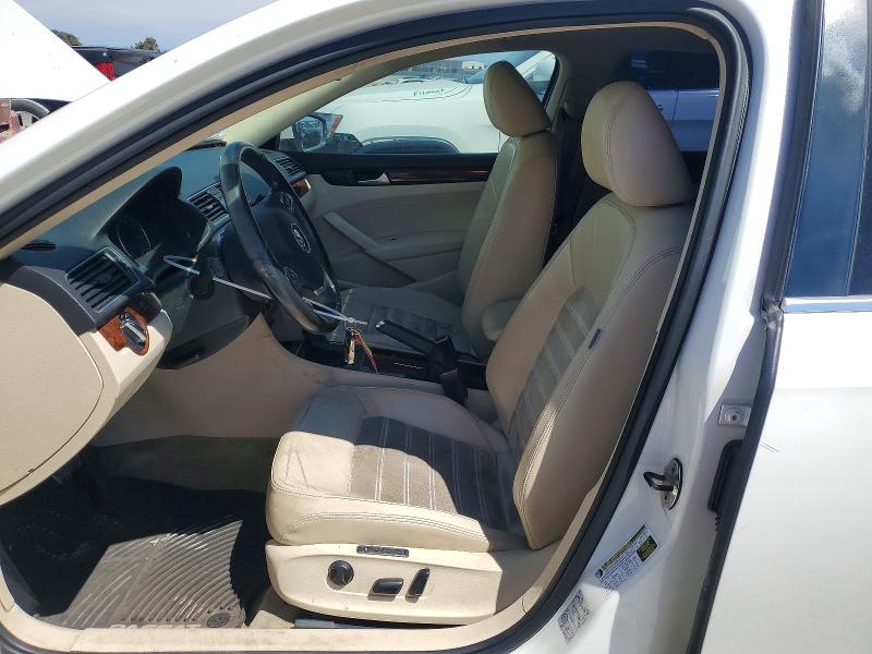 Photo 7 from auction – 2012 VOLKSWAGEN PASSAT with VIN 1VWCM7A39CC079431