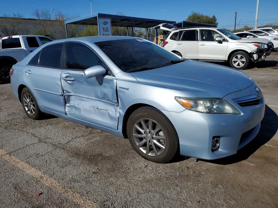 Photo 4 from auction – 2011 TOYOTA CAMRY with VIN 4T1BB3EK4BU133964