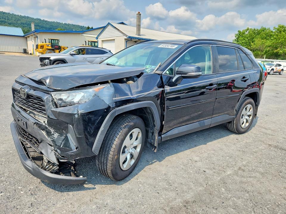 TOYOTA RAV4 2021 with VIN 2T3G1RFV8MC153621 - Photo from auction