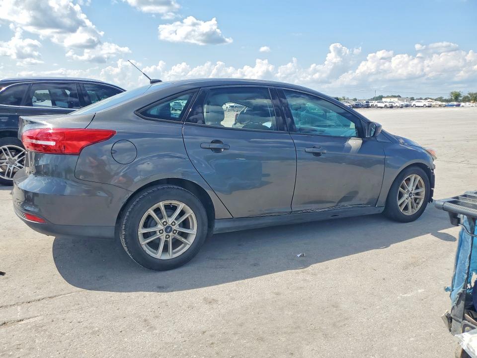Photo 3 from auction – 2018 FORD FOCUS with VIN 1FADP3F27JL265642