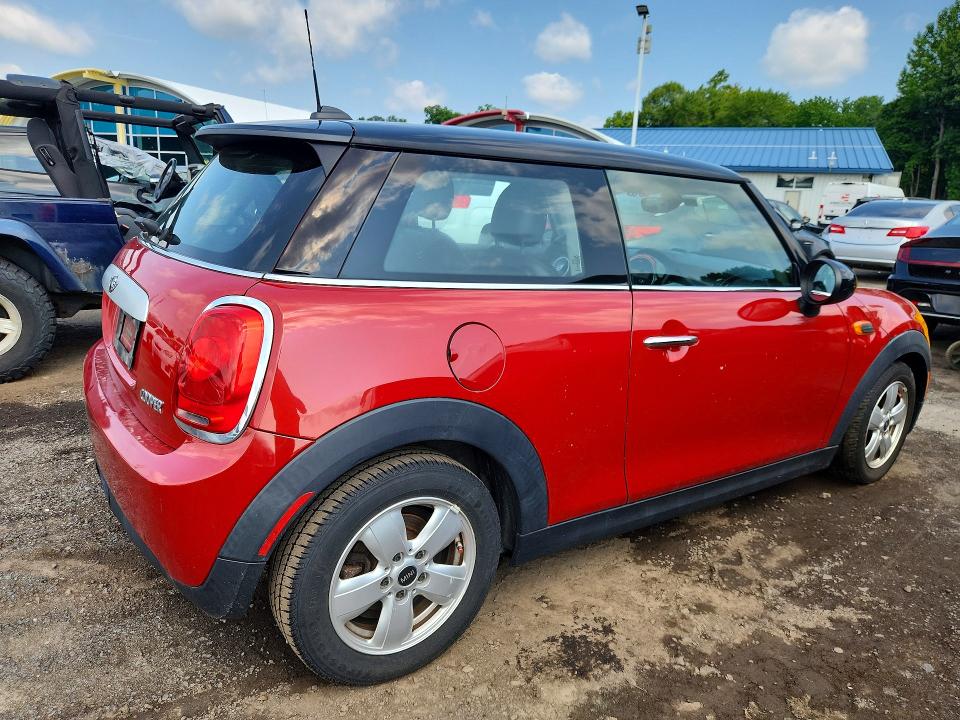 Photo 3 from auction – 2015 MINI COOPER with VIN WMWXM5C56FT974108