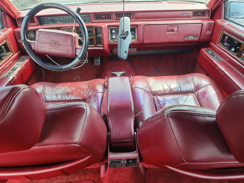 Photo 8 from auction – 1992 CADILLAC DEVILLE with VIN 1G6CD53B6N4230897