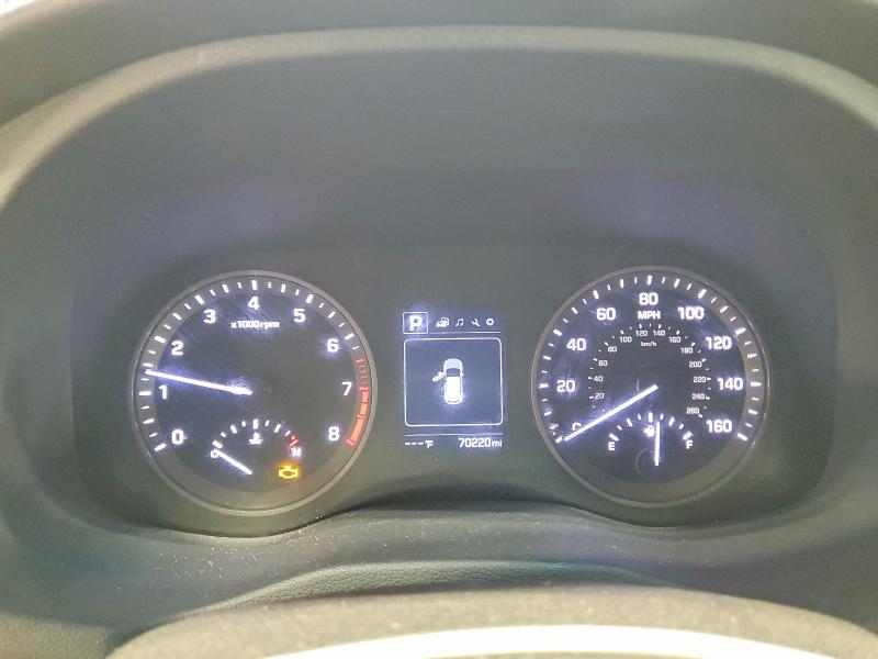 Photo 9 from auction – 2017 HYUNDAI TUCSON with VIN KM8J3CA26HU532043