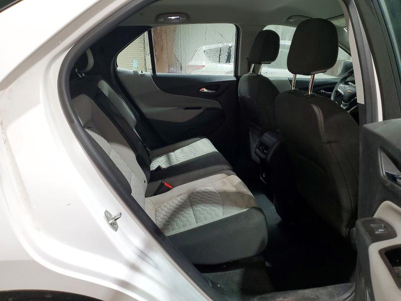 Photo 11 from auction – 2018 CHEVROLET EQUINOX with VIN 2GNAXREV3J6221567