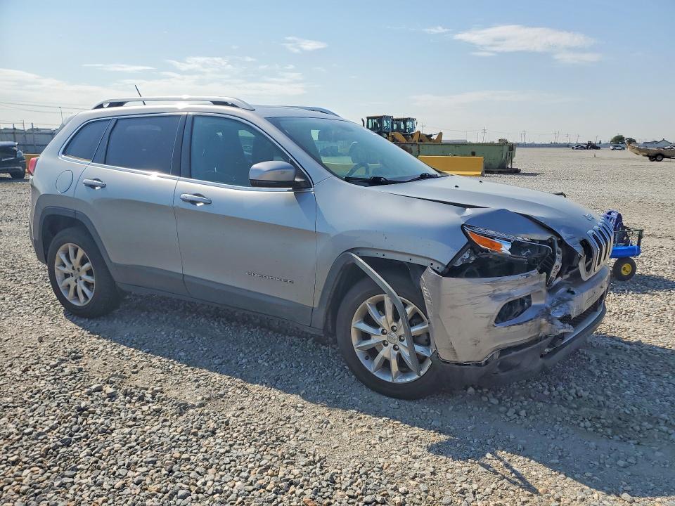 Photo 4 from auction – 2015 JEEP CHEROKEE with VIN 1C4PJMDS4FW697922